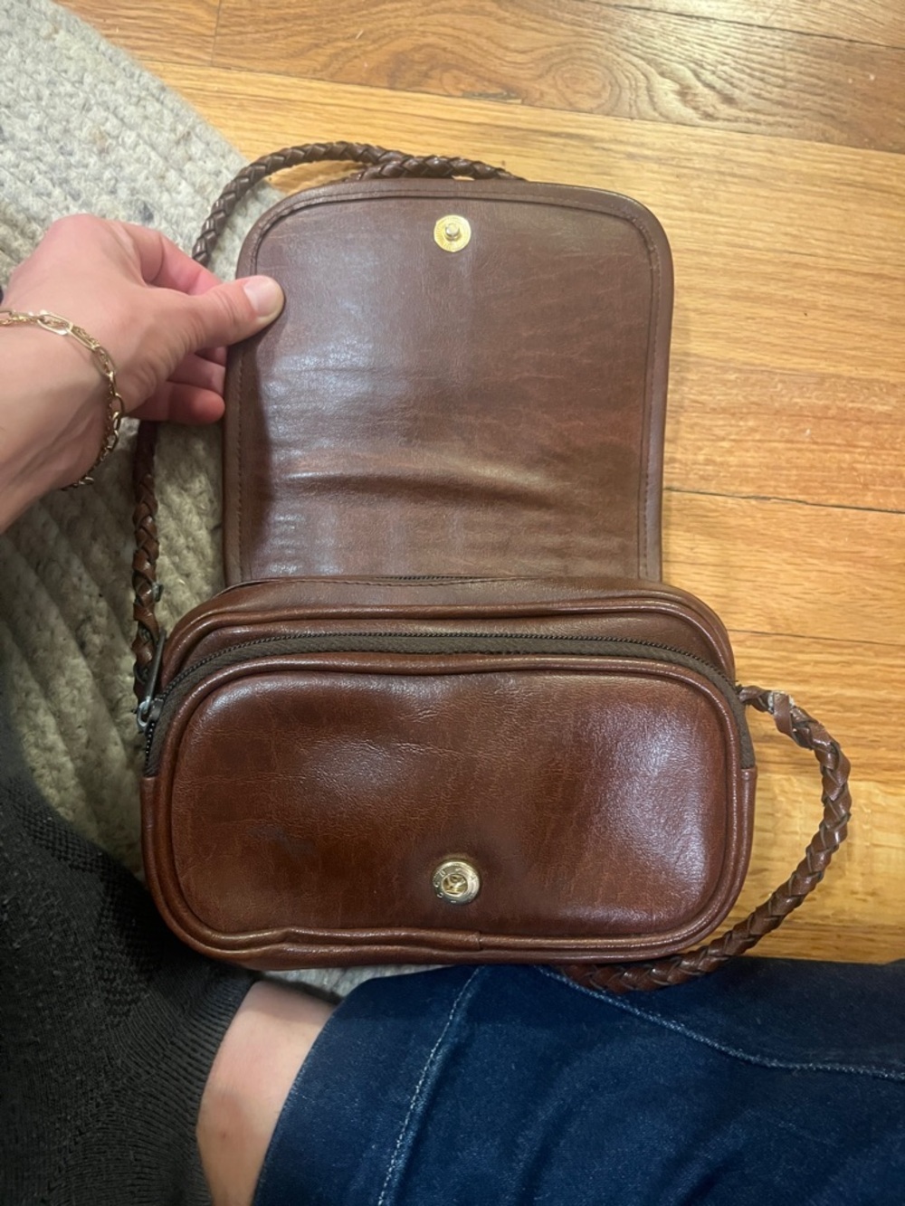 Woven Leather dark brown crossbody mini bag - Picture 4 of 7